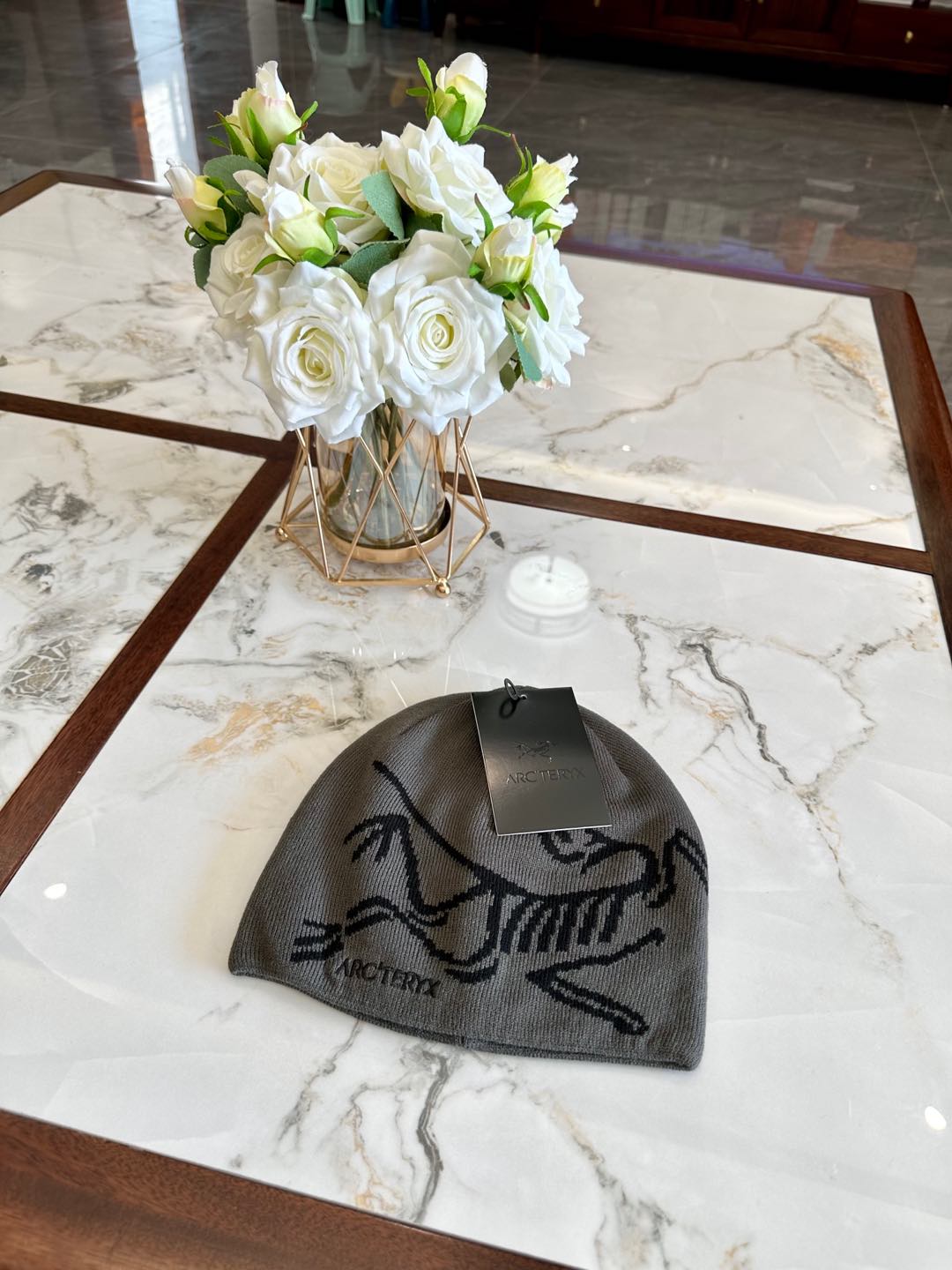 ARC'TERYX hat model 11